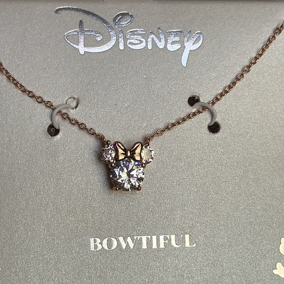 Disney Minnie Mouse Bowtiful Necklace - Picture 6 of 7